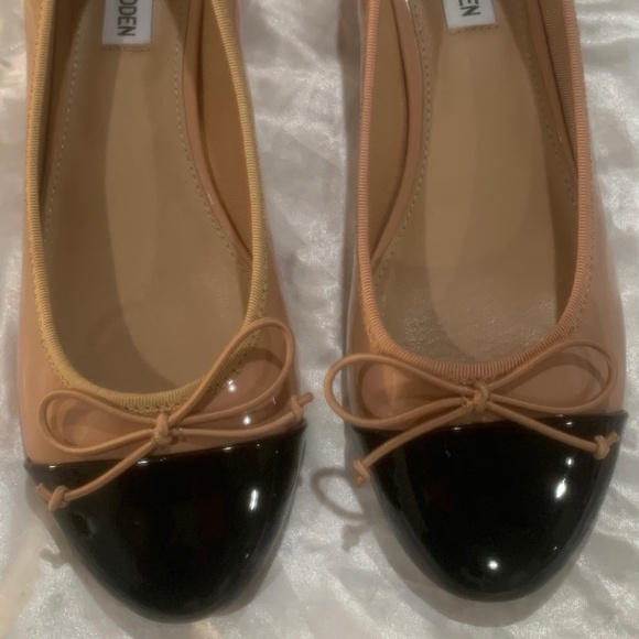 Pump (Low Heel) - Picture 3 of 7